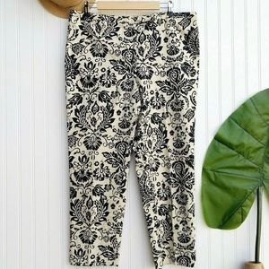 Tommy Bahama Damask Print Cropped Pants